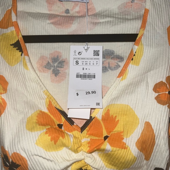 NWT Floral Print Top - Picture 3 of 3